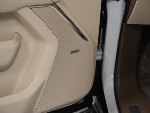 New 2026 GMC Yukon Denali w/ Sun & Power Step Package image 29