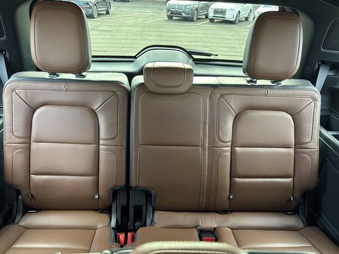 Certified 2022 Lincoln Navigator Reserve image 19