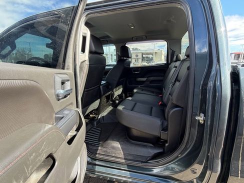 Used 2018 GMC Sierra 2500 SLT w/ Duramax Plus Package image 9