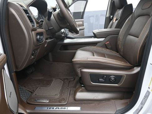 New 2025 RAM 1500 Limited image 10