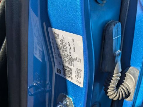 Used 2023 GMC Canyon AT4X image 38