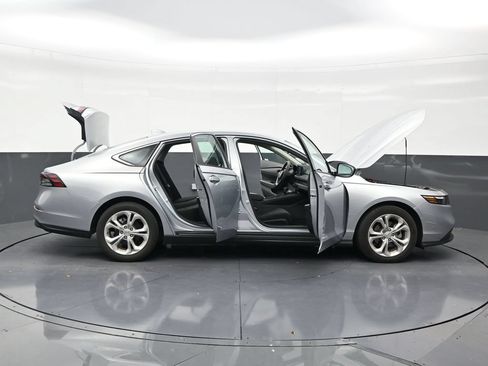 Used 2024 Honda Accord LX image 29