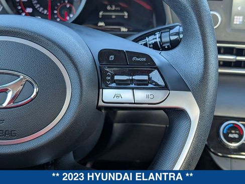 Used 2023 Hyundai Elantra SEL image 23