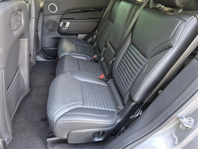 Certified 2025 Land Rover Discovery S AWD/4WD image 20