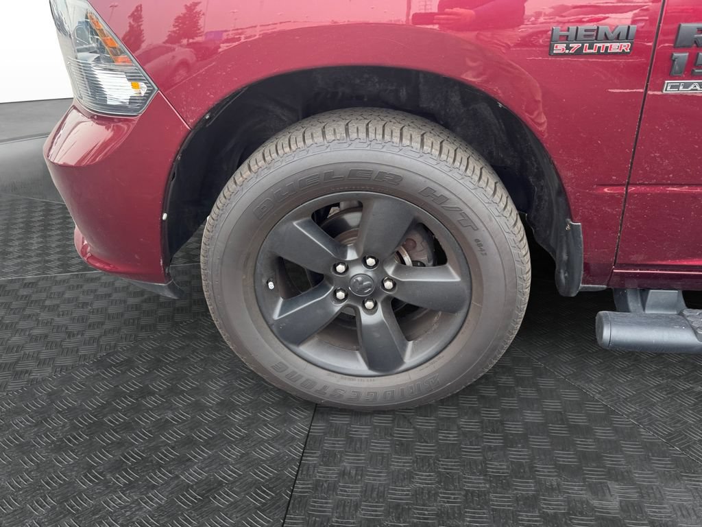 Used 2019 RAM 1500 Express w/ Wheel & Sound Group AWD/4WD image 14