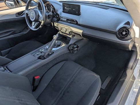 Certified 2025 MAZDA MX-5 Miata Club image 20