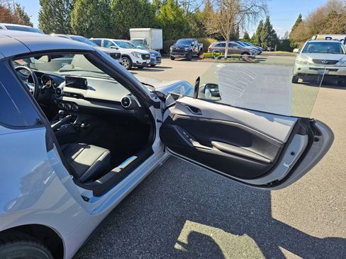 New 2026 MAZDA MX-5 Miata RF Grand Touring w/ Weather Package image 22