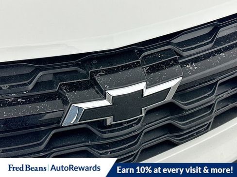 New 2026 Chevrolet Trax LT w/ Sunroof Package FWD image 21