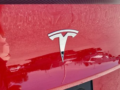 Used 2022 Tesla Model Y Performance AWD/4WD image 29
