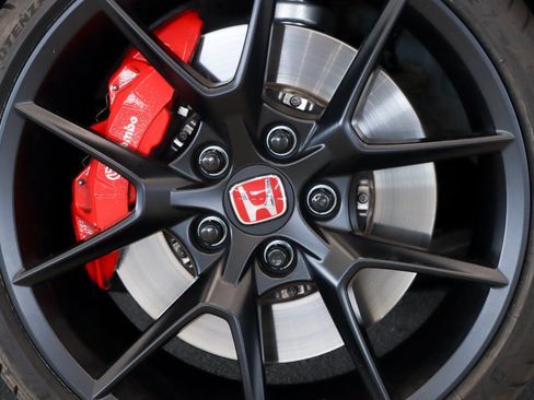 Used 2025 Honda Civic Type R image 6