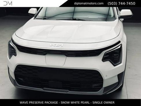 Used 2023 Kia Niro Wave w/ Wave Preserve Package FWD image 14