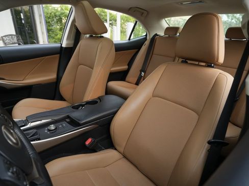 Used 2018 Lexus IS 300 AWD w/ Comfort Package image 21