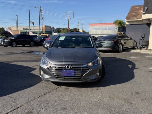 Used 2019 Hyundai Elantra Value Edition w/ Cargo Package FWD image 15