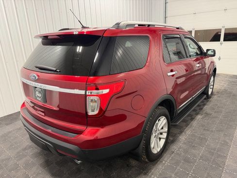 Used 2014 Ford Explorer XLT w/ Equipment Group 201A image 6
