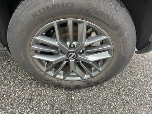 Used 2023 Nissan Rogue S FWD image 31