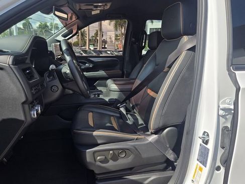 Used 2022 GMC Yukon AT4 image 15