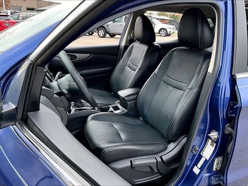 Used 2020 Nissan Rogue Sport S image 8