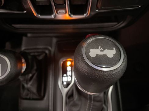 New 2025 Jeep Wrangler Unlimited Sport image 22