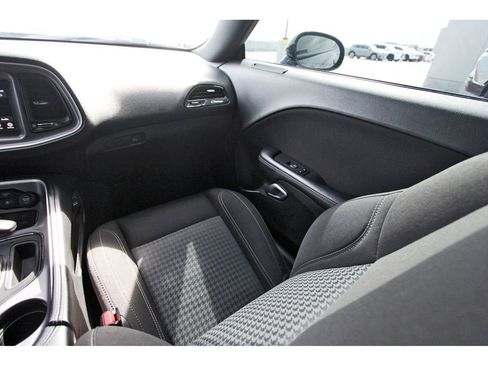 Used 2022 Dodge Challenger SXT w/ Blacktop Package image 10