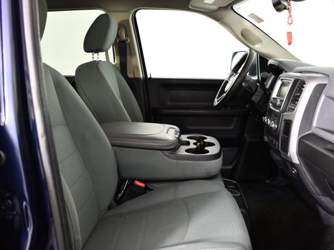 Used 2016 RAM 2500 Tradesman w/ Chrome Appearance Group image 28