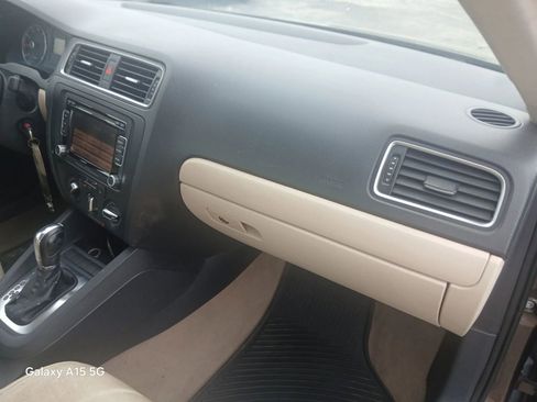 Used 2012 Volkswagen Jetta SE image 18
