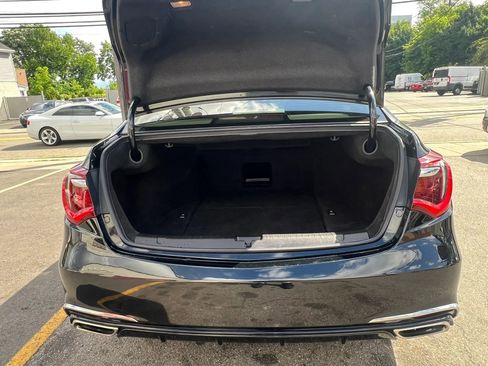 Used 2018 Acura RLX w/ Technology Package FWD image 9