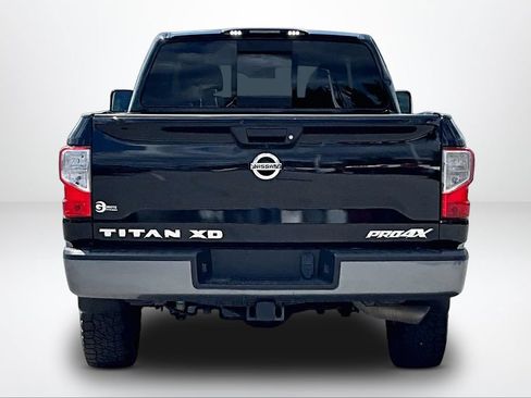 Used 2017 Nissan Titan PRO-4X AWD/4WD image 5