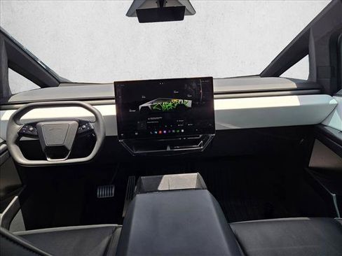Used 2025 Tesla Cybertruck AWD Crew Cab image 8