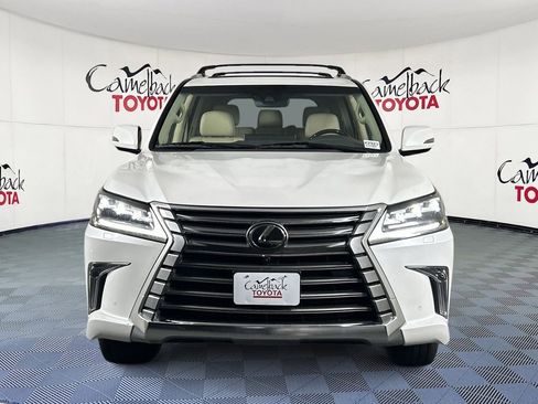Used 2018 Lexus LX 570 4WD image 3