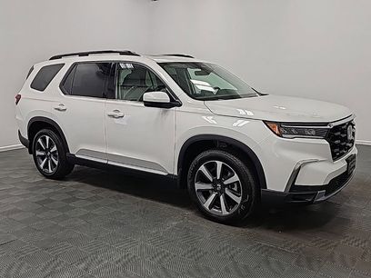 New 2025 Honda Pilot Touring