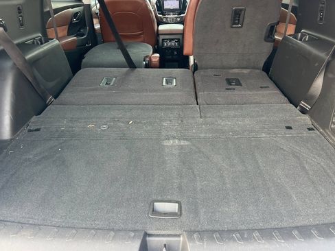 Used 2019 Chevrolet Traverse High Country AWD/4WD image 18