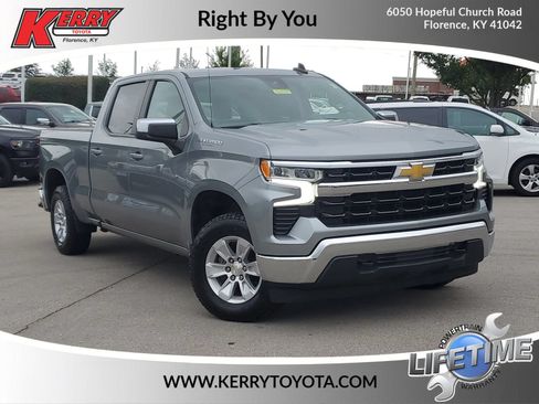 Used 2023 Chevrolet Silverado 1500 LT w/ Protection Package AWD/4WD image 1