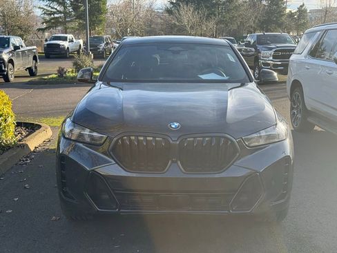 Used 2024 BMW X6 xDrive40i w/ Executive Package image 6