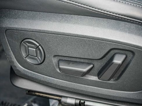 Used 2025 Audi Q3 2.0T Premium w/ Convenience Package image 20