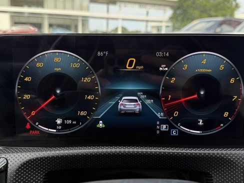 Used 2023 Mercedes-Benz CLA 250 4MATIC image 51