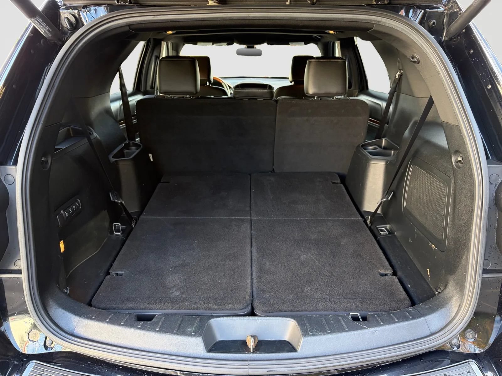 Used 2018 Ford Explorer Platinum AWD/4WD image 17