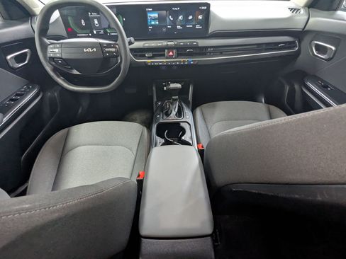 Used 2025 Kia K4 FWD image 23