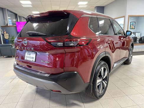 Used 2021 Nissan Rogue SL AWD/4WD image 16