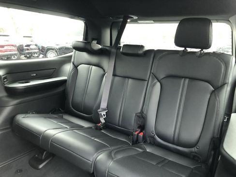 New 2026 Jeep Grand Wagoneer 4WD image 20