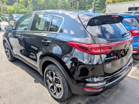 Used 2021 Kia Sportage LX AWD/4WD image 4
