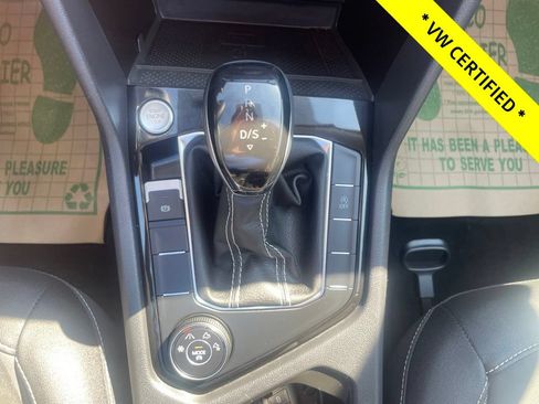 Used 2024 Volkswagen Taos SE AWD/4WD image 22