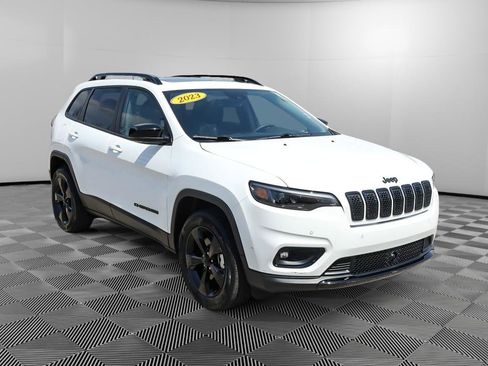 Used 2023 Jeep Cherokee Altitude Lux w/ Lux Elite Package AWD/4WD image 9
