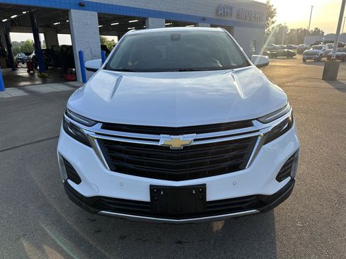 Used 2024 Chevrolet Equinox LT AWD/4WD image 10