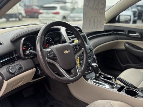 Used 2015 Chevrolet Malibu LT image 10