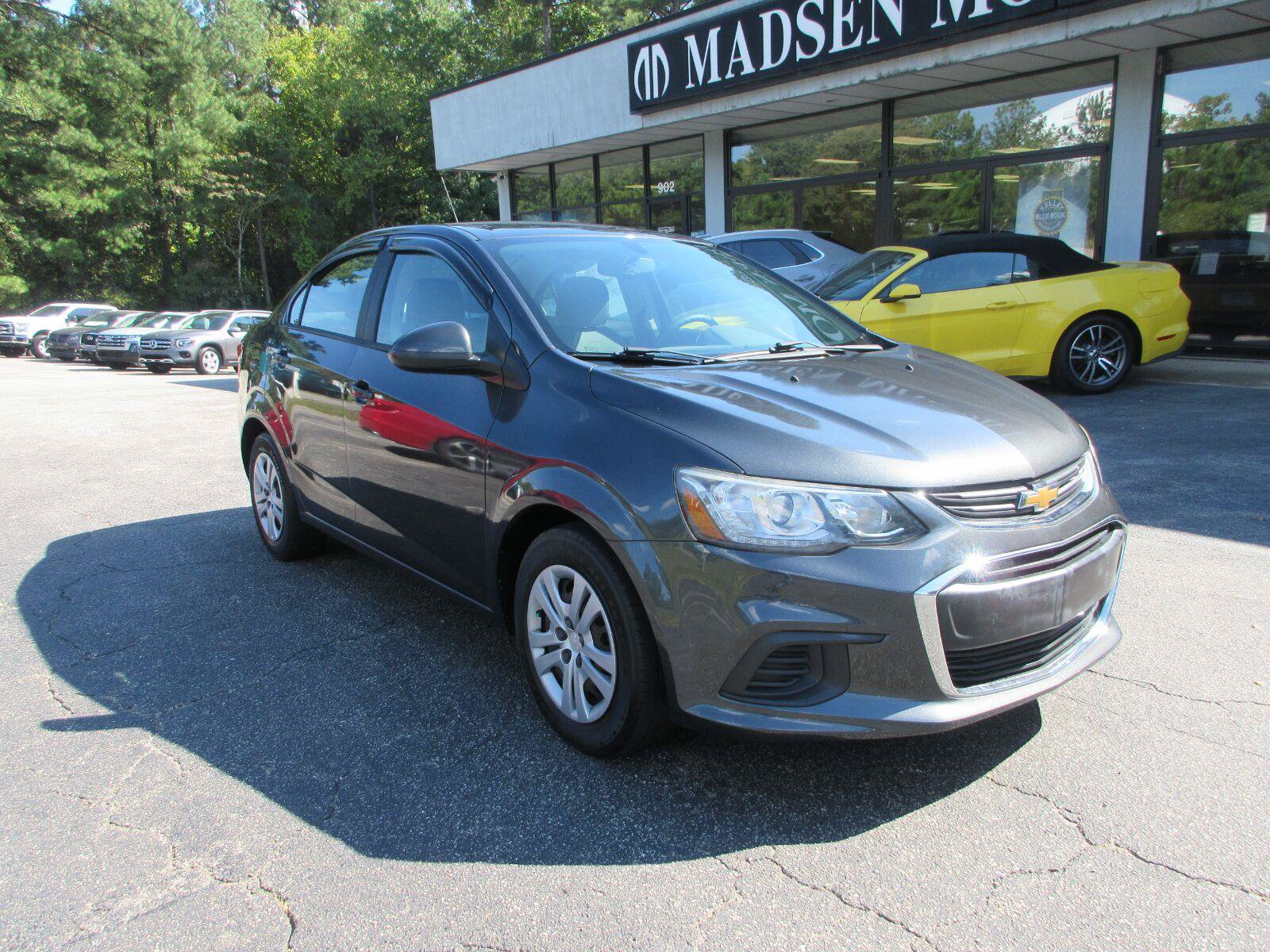 Used 2017 Chevrolet Sonic LS FWD image 3