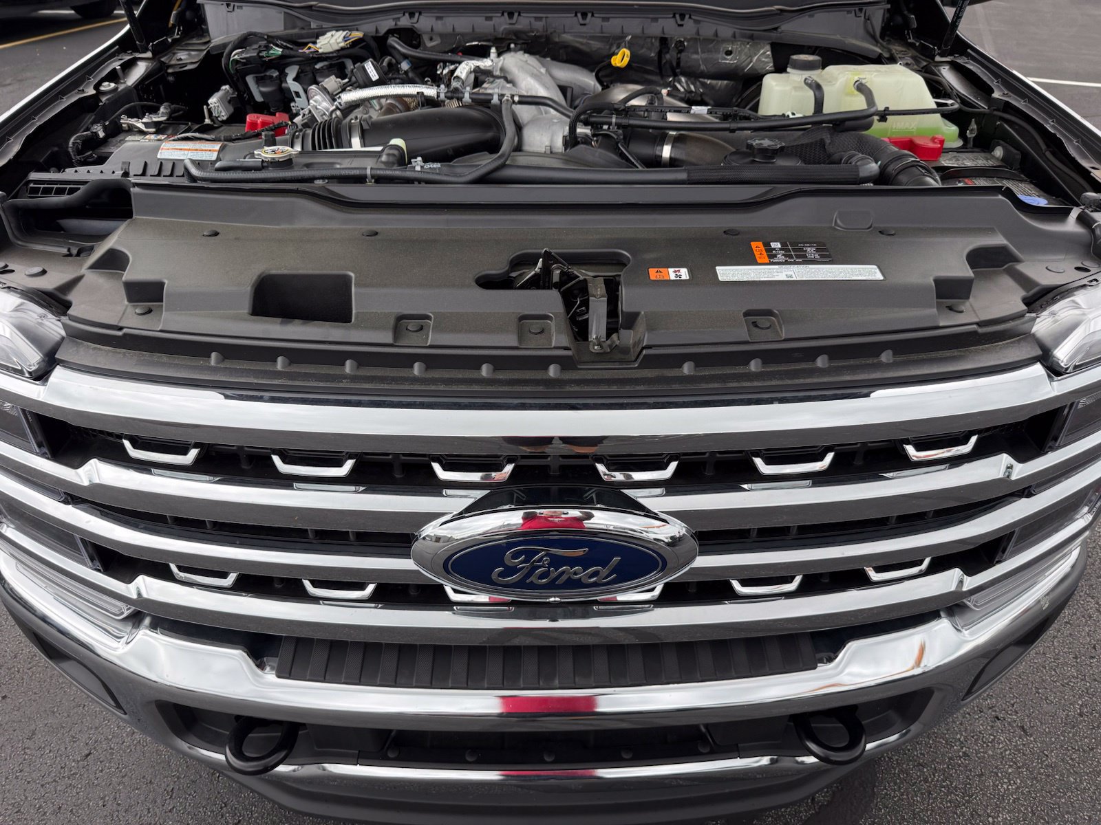 New 2026 Ford F350 Lariat w/ Snow Plow Prep Package AWD/4WD image 39