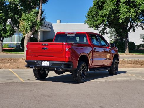 Used 2026 Chevrolet Silverado 1500 LT Trail Boss w/ LT Trail Boss Premium Package AWD/4WD image 3