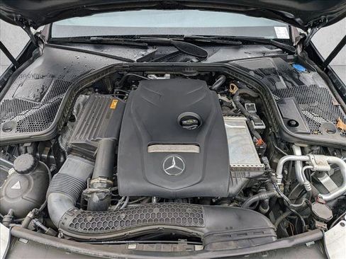 Used 2018 Mercedes-Benz C 300 Sedan image 22