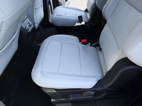 New 2026 Ford Explorer Platinum w/ LUX Leather Package AWD/4WD image 14