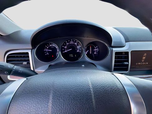 Used 2012 Lincoln MKZ AWD image 36